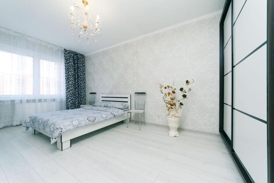 1 Вулиця Софії Русової Kiev Exterior foto